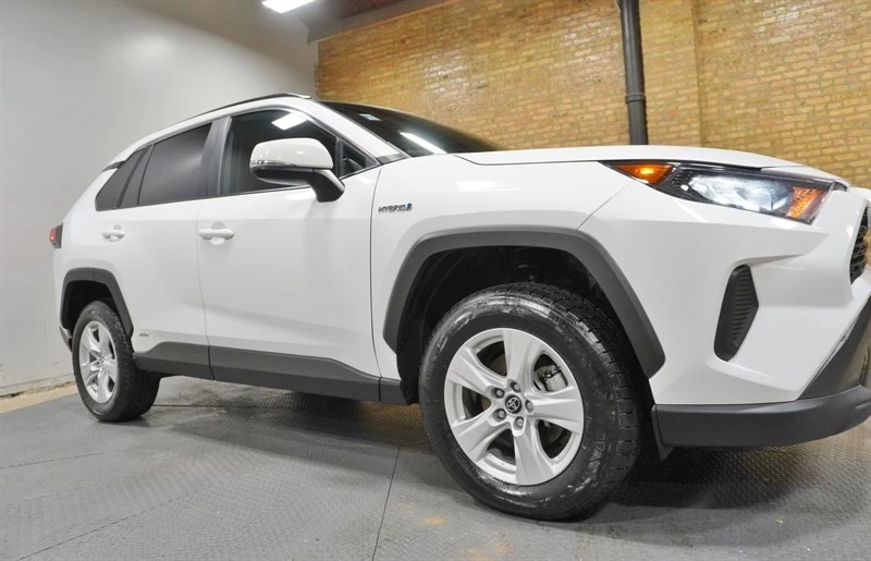2021 Toyota RAV4 5th Gen - Image 8 of 21