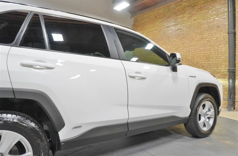 2021 Toyota RAV4 5th Gen - Image 13 of 21