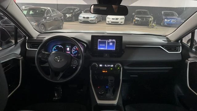 2021 Toyota RAV4 5th Gen - Image 9 of 19