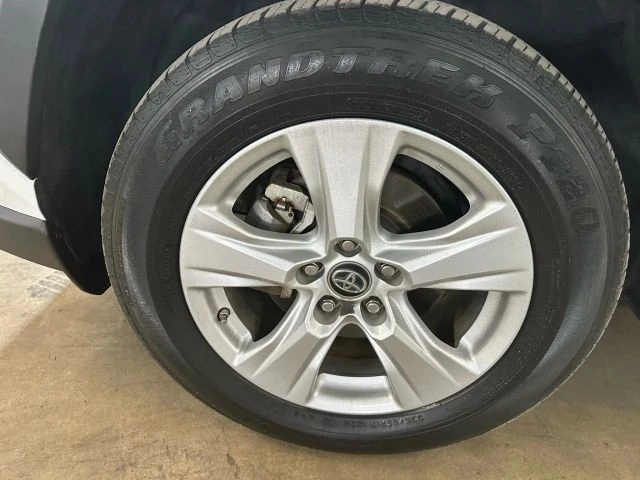 2021 Toyota RAV4 5th Gen - Image 19 of 19