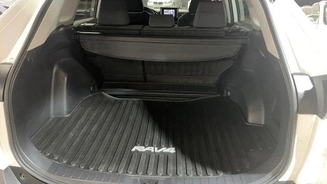 2021 Toyota RAV4 5th Gen - Image 16 of 19