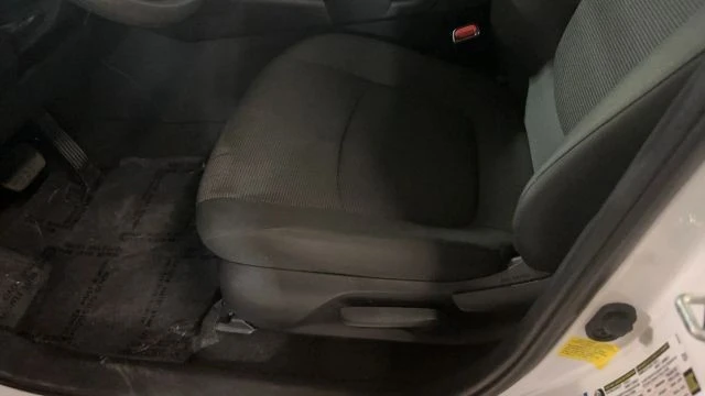 2021 Toyota RAV4 5th Gen - Image 13 of 19