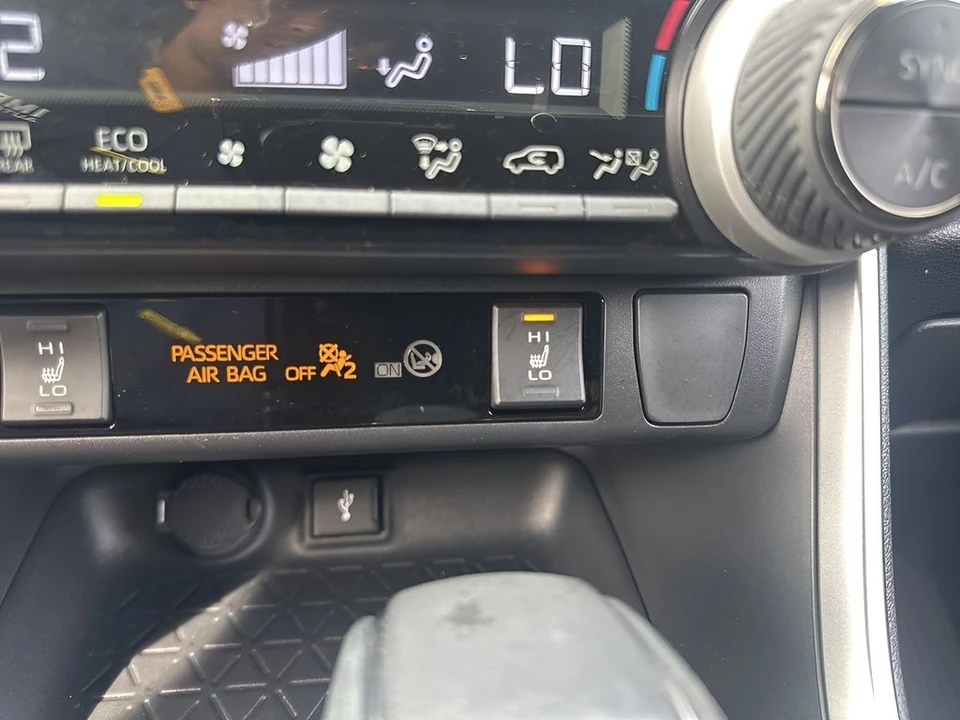 2021 Toyota RAV4 5th Gen - Image 20 of 21