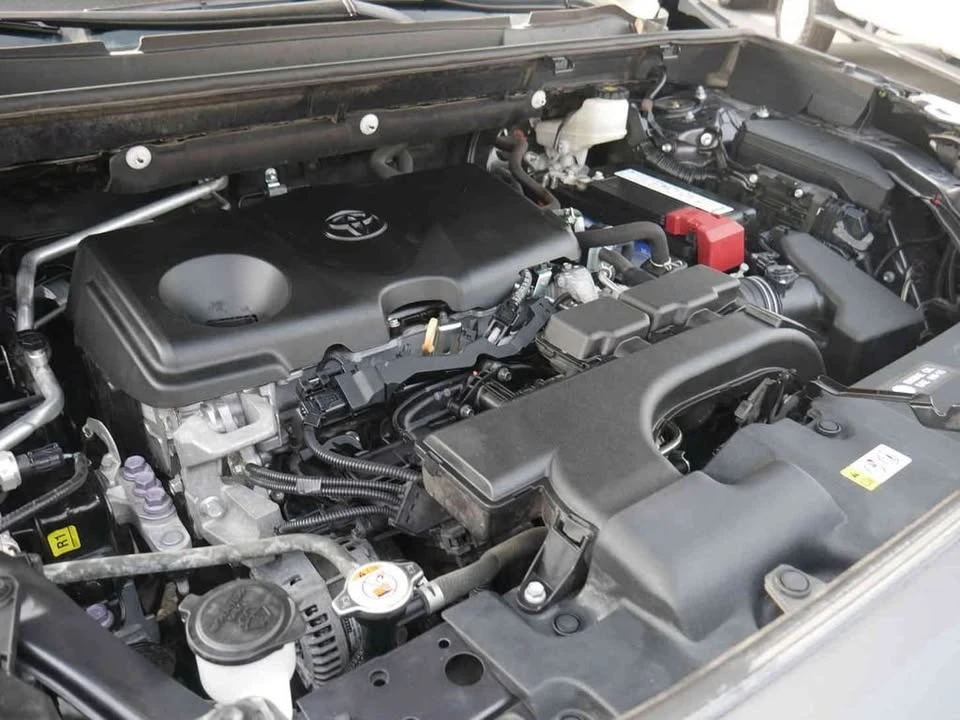 2021 Toyota RAV4 5th Gen - Image 7 of 19