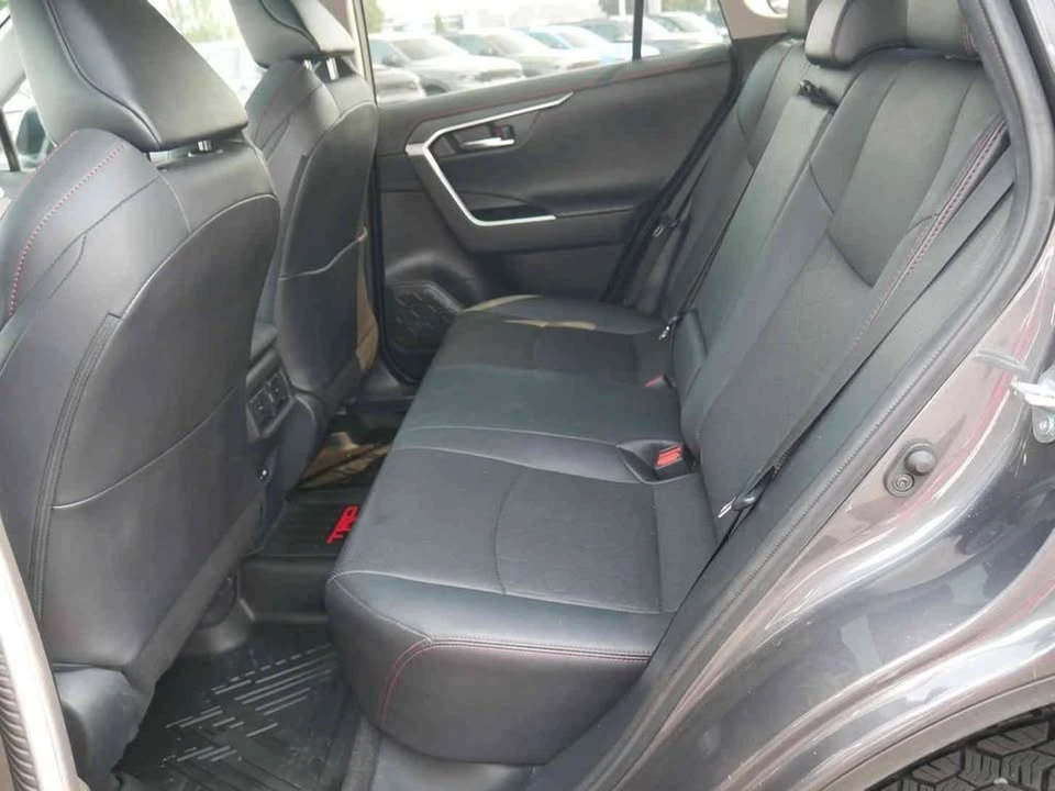 2021 Toyota RAV4 5th Gen - Image 16 of 19
