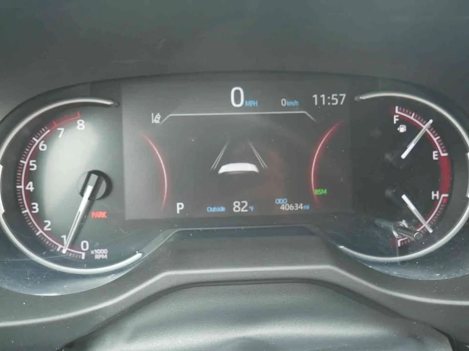 2021 Toyota RAV4 5th Gen - Image 12 of 19