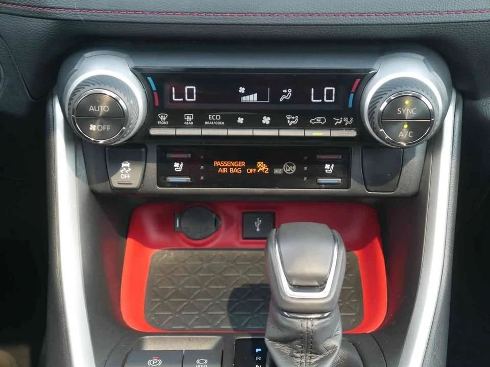 2021 Toyota RAV4 5th Gen - Image 14 of 19