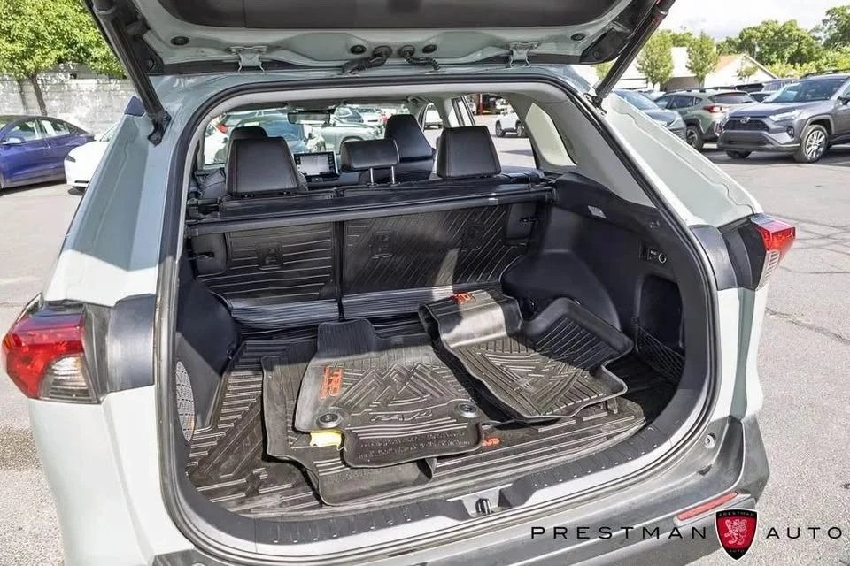 2021 Toyota RAV4 5th Gen - Image 14 of 20