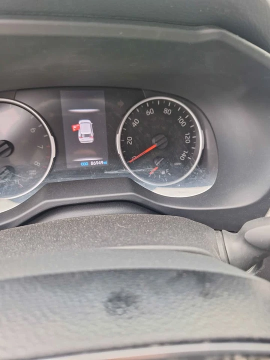 2021 Toyota RAV4 5th Gen - Image 9 of 10