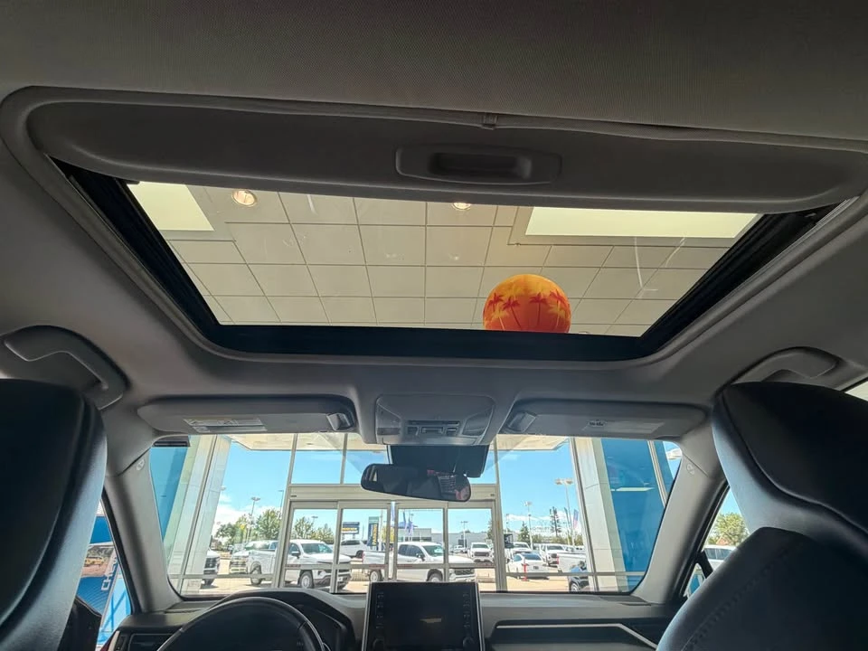 2021 Toyota RAV4 5th Gen - Image 10 of 11