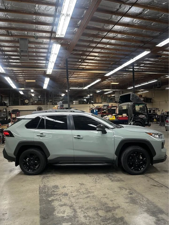 2021 Toyota RAV4 5th Gen - Image 3 of 15