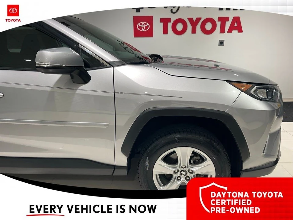 2021 Toyota RAV4 5th Gen - Image 7 of 12
