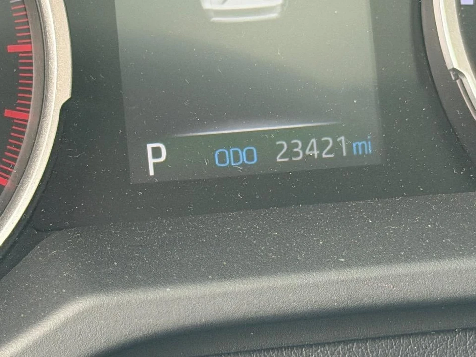 2021 Toyota RAV4 5th Gen - Image 10 of 31
