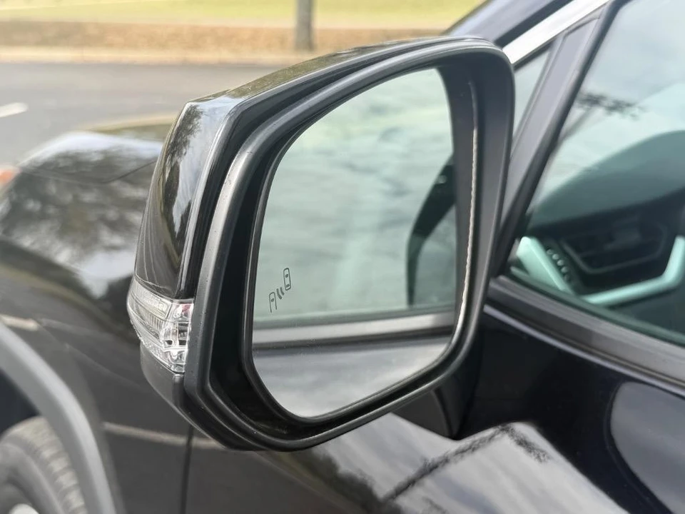 2021 Toyota RAV4 5th Gen - Image 4 of 31