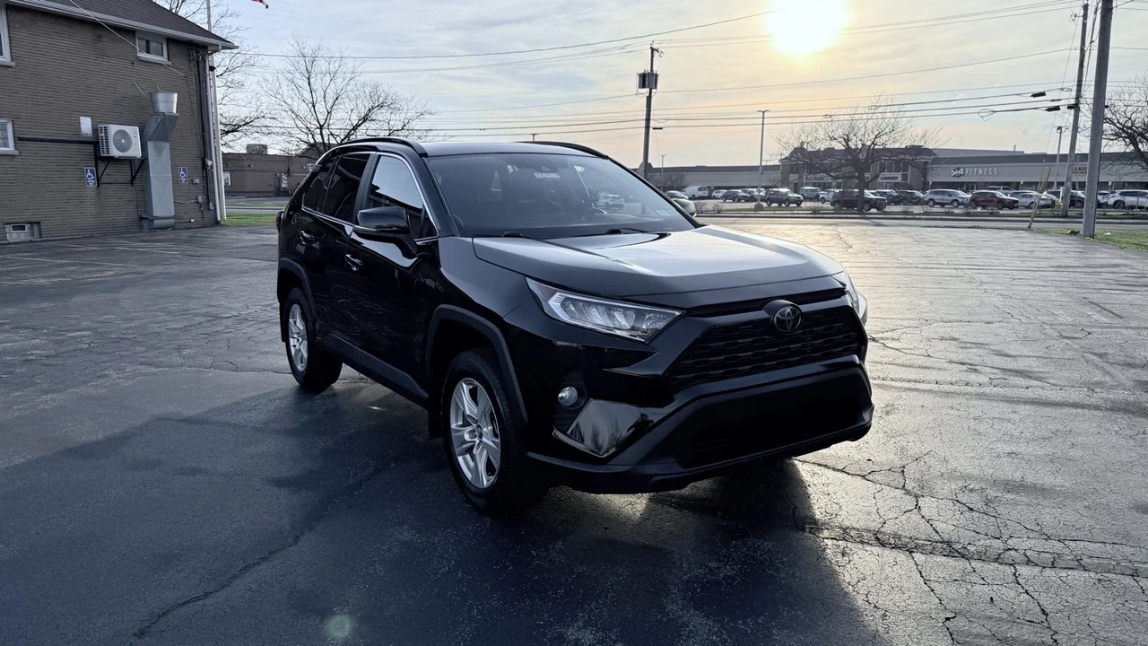 2021 Toyota RAV4 5th Gen - Image 3 of 12