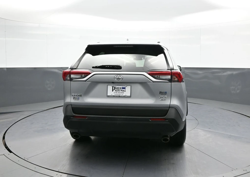 2021 Toyota RAV4 5th Gen - Image 7 of 12