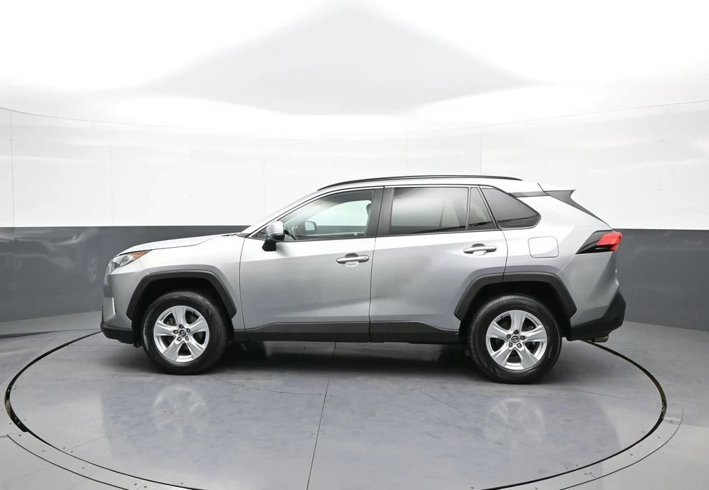 2021 Toyota RAV4 5th Gen - Image 9 of 12