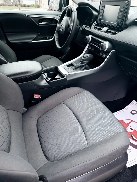 2021 Toyota RAV4 5th Gen - Image 10 of 21