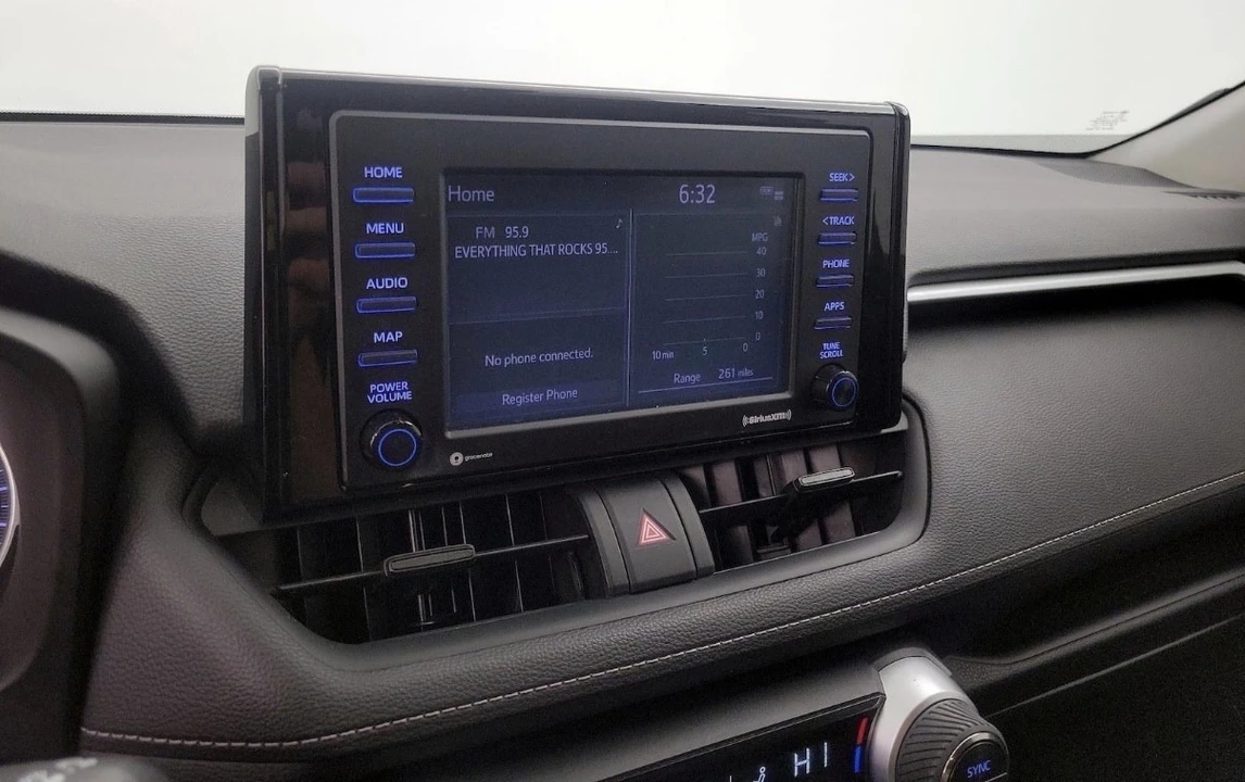 2021 Toyota RAV4 5th Gen - Image 17 of 21