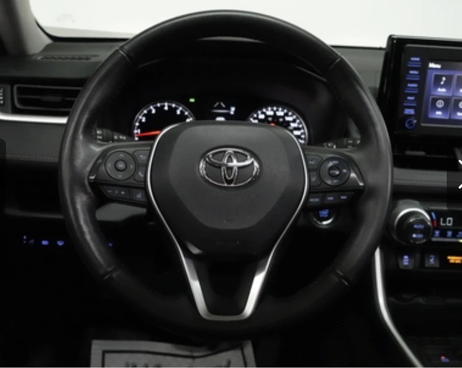 2021 Toyota RAV4 5th Gen - Image 12 of 21