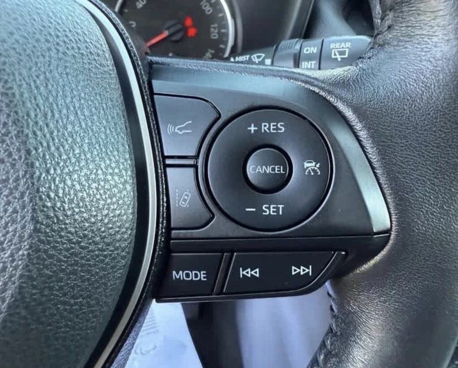 2021 Toyota RAV4 5th Gen - Image 21 of 21