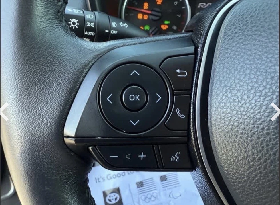 2021 Toyota RAV4 5th Gen - Image 18 of 21