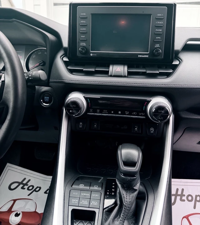2021 Toyota RAV4 5th Gen - Image 11 of 21