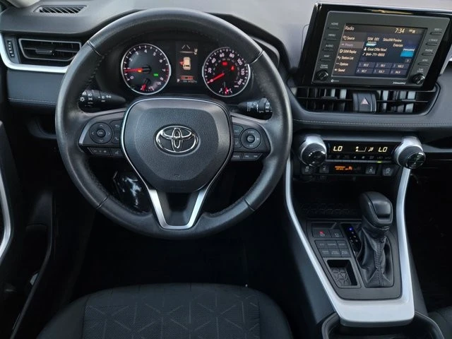 2021 Toyota RAV4 5th Gen - Image 11 of 21