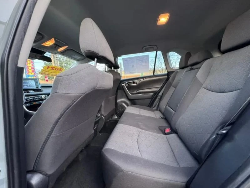 2021 Toyota RAV4 5th Gen - Image 11 of 12