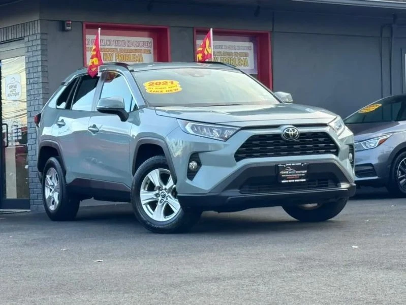 2021 Toyota RAV4 5th Gen - Image 4 of 12