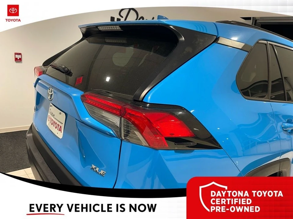 2021 Toyota RAV4 5th Gen - Image 10 of 12