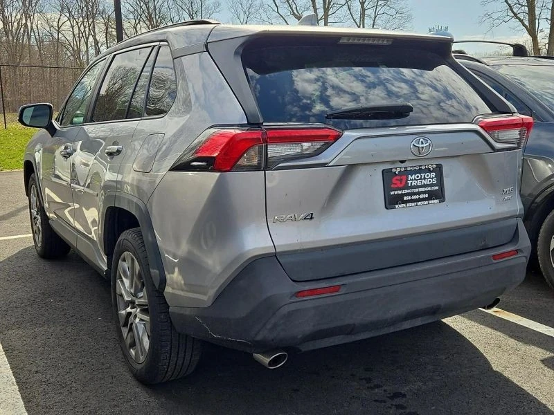 2021 Toyota RAV4 5th Gen - Image 3 of 4