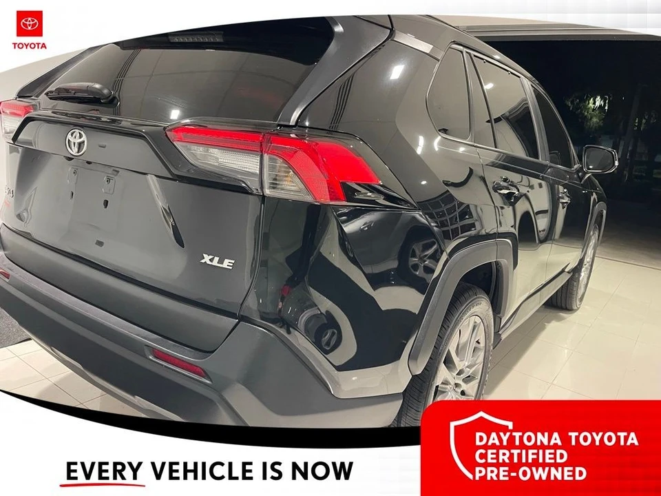 2021 Toyota RAV4 5th Gen - Image 8 of 12