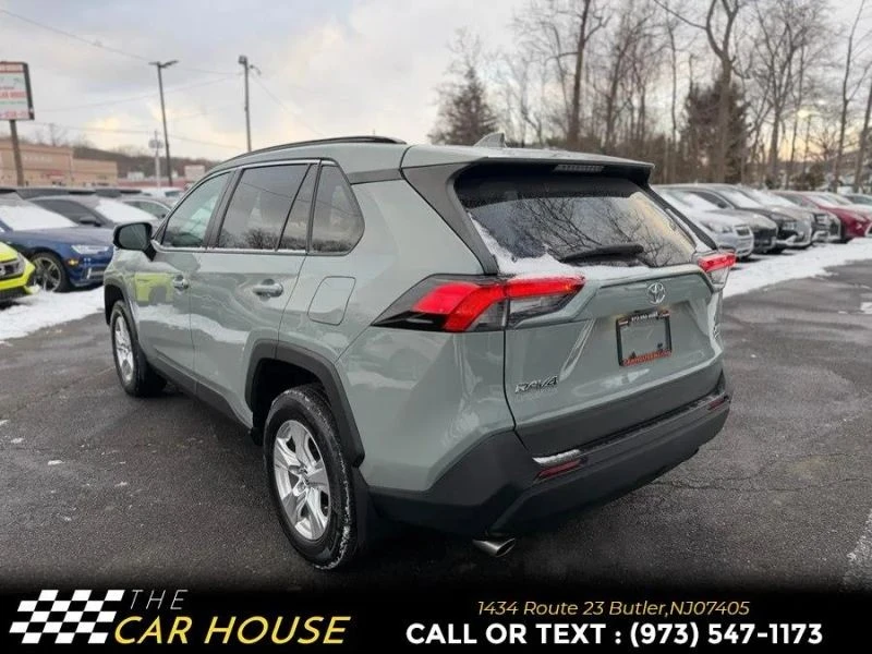 2021 Toyota RAV4 5th Gen - Image 9 of 12
