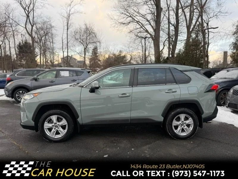 2021 Toyota RAV4 5th Gen - Image 11 of 12