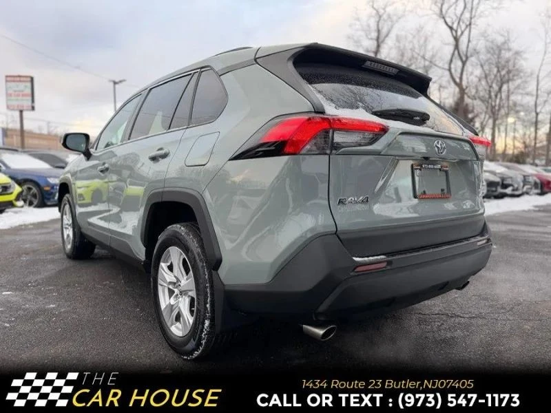 2021 Toyota RAV4 5th Gen - Image 10 of 12