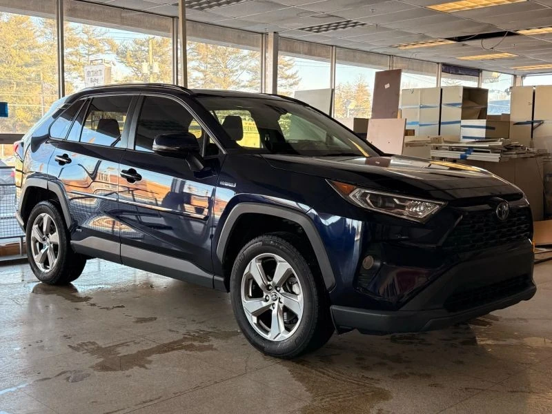 2021 Toyota RAV4 5th Gen - Image 6 of 12