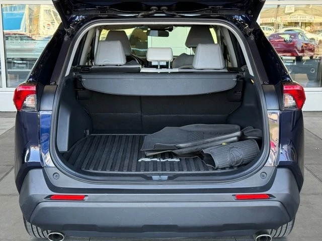2021 Toyota RAV4 5th Gen - Image 16 of 21