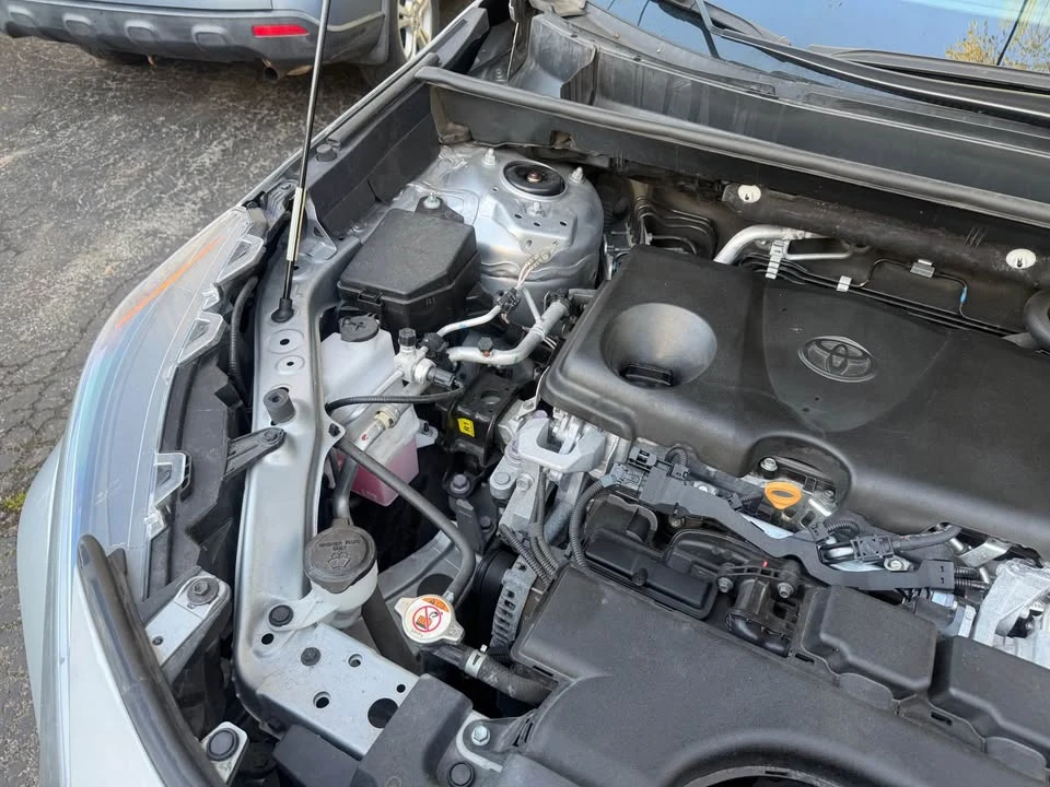 2021 Toyota RAV4 5th Gen - Image 7 of 17