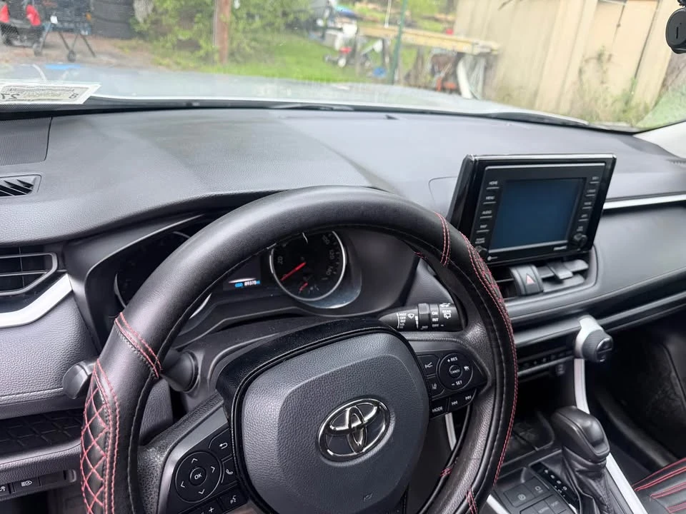 2021 Toyota RAV4 5th Gen - Image 5 of 17
