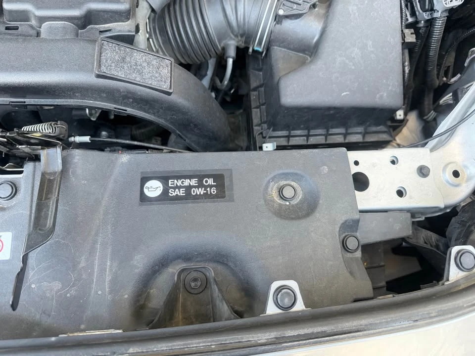 2021 Toyota RAV4 5th Gen - Image 16 of 17