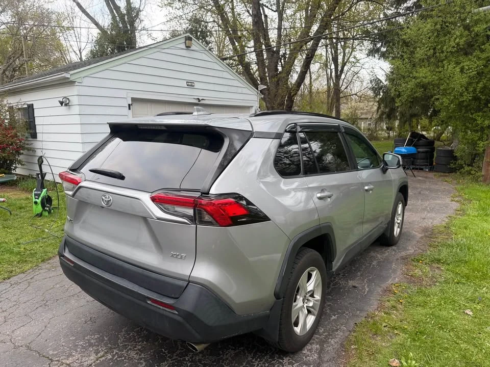 2021 Toyota RAV4 5th Gen - Image 4 of 17