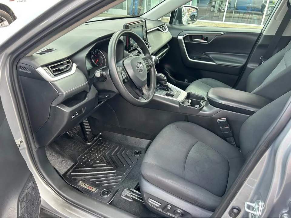 2021 Toyota RAV4 5th Gen - Image 14 of 16