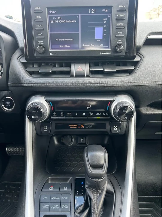 2021 Toyota RAV4 5th Gen - Image 12 of 16