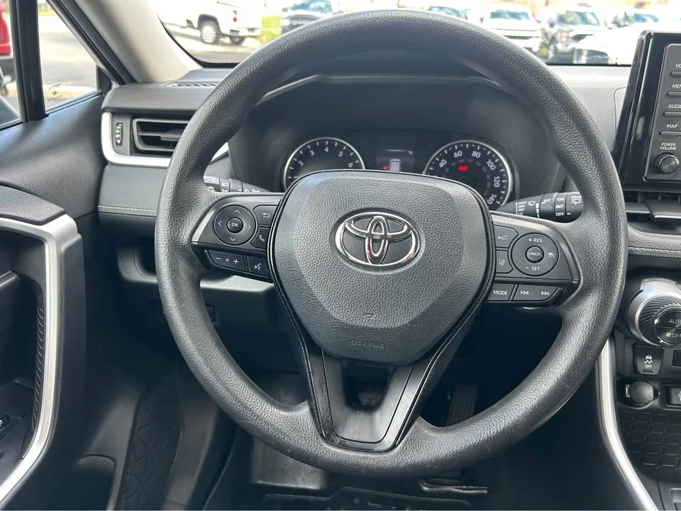 2021 Toyota RAV4 5th Gen - Image 13 of 16