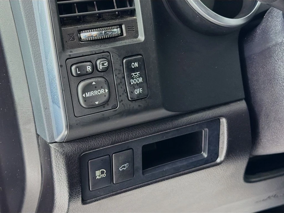 2021 Toyota Sequoia 2nd Gen - Image 10 of 12