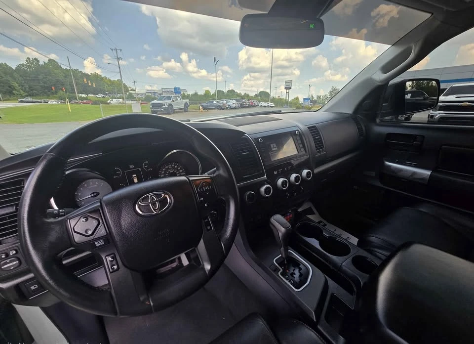 2021 Toyota Sequoia 2nd Gen - Image 18 of 20