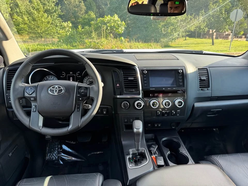 2021 Toyota Sequoia 2nd Gen - Image 15 of 20