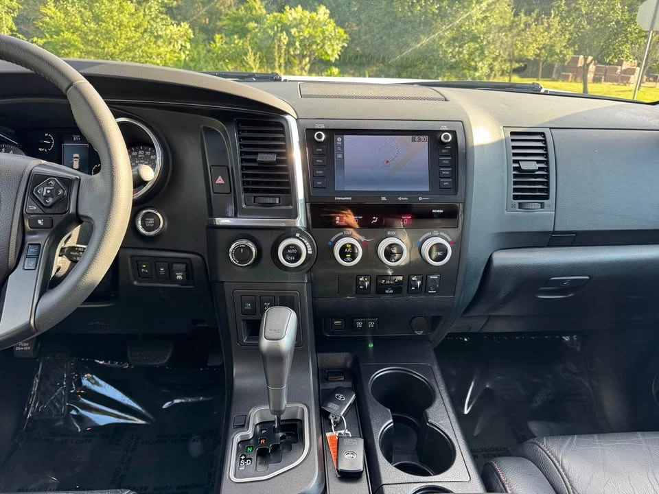 2021 Toyota Sequoia 2nd Gen - Image 16 of 20