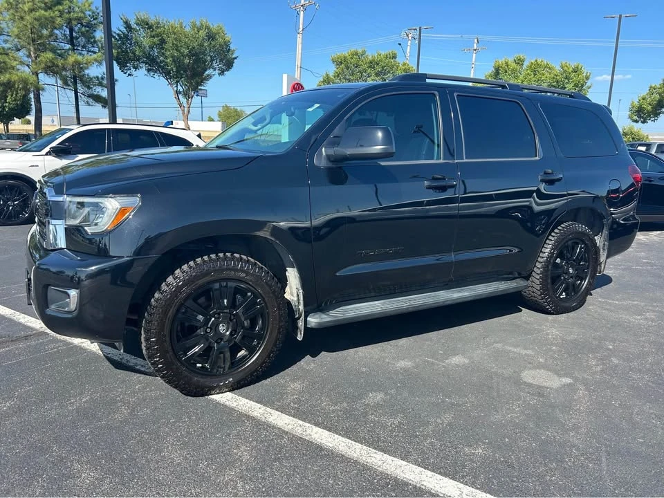 2021 Toyota Sequoia 2nd Gen - Image 2 of 10